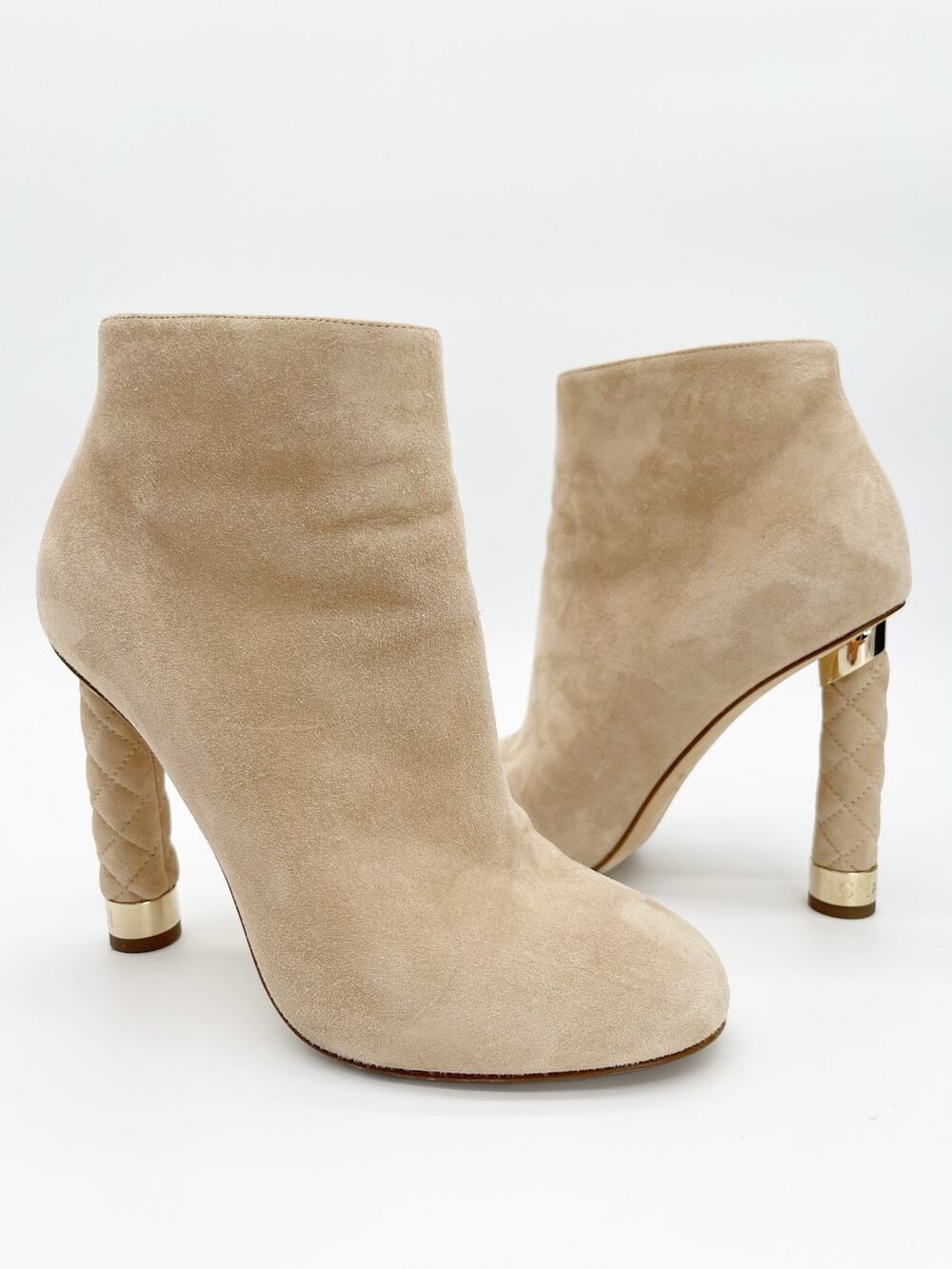 Chanel Coco Tower Beige Suede Quilted Logo Heel Round Toe Ankle Boots EU 37